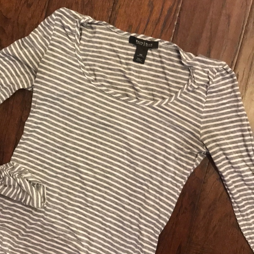WHBM basic long sleeve - Picture 2 of 2